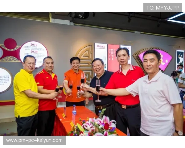 世界举重科研论坛组织基层教练交流周
